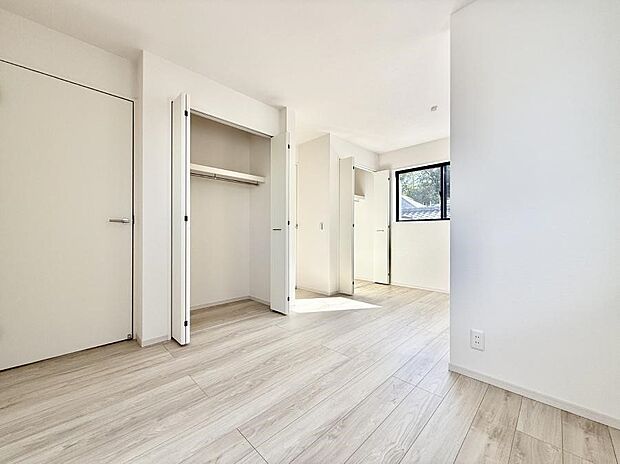 ■落ち着いた色合いのお部屋で穏やかな時間を楽しめます