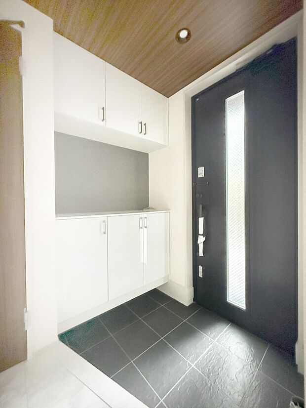 ■ シンプルで美しく、快適な暮らしの入り口