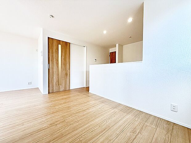 ■くつろぎと笑顔が集まる、心温まるリビング