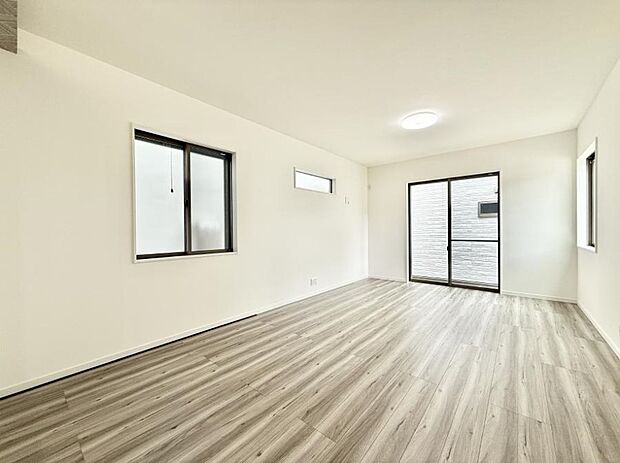 ■くつろぎと笑顔が集まる、心温まるリビング