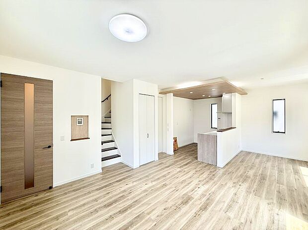 ■心落ち着く場所、ゆったり過ごせるリビング