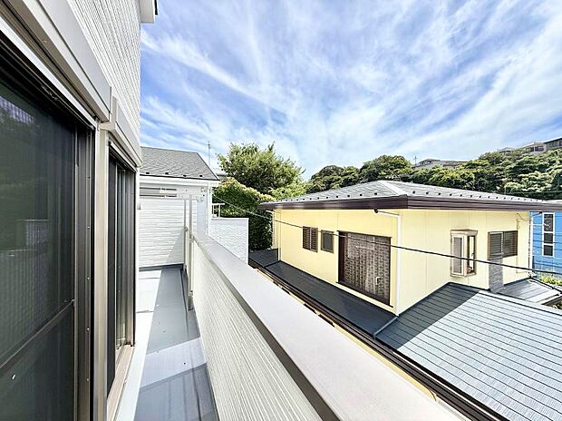 ■ 季節の移ろいを感じられる開放的な空間です