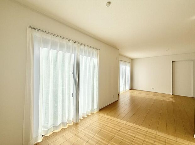 ■心落ち着く場所、ゆったり過ごせるリビング