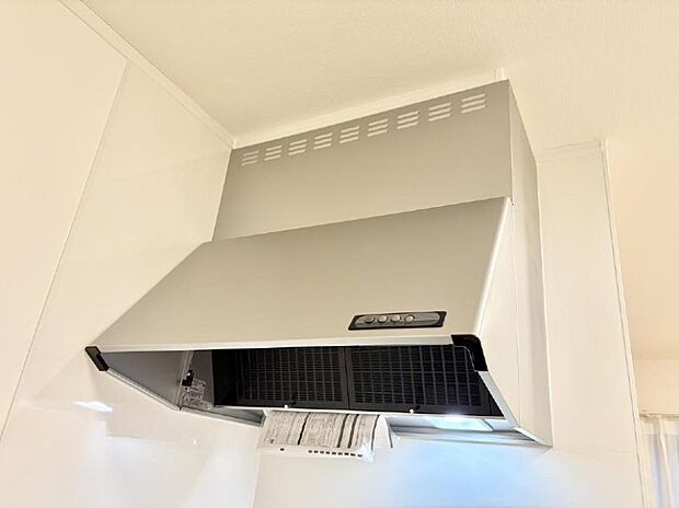 ■調理時の蒸気や匂いが換気扇に誘導され、効率的に排煙ができます。
