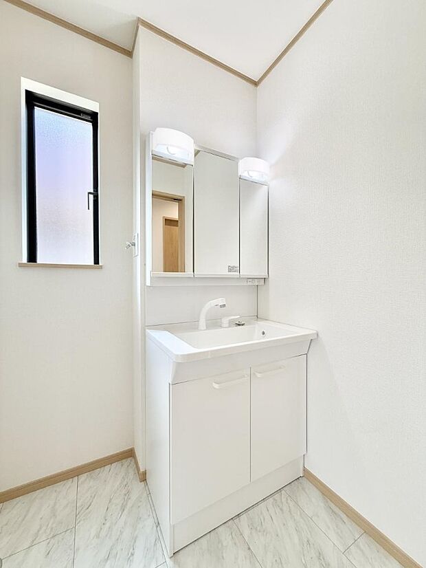 ■朝の準備がスムーズにできる広さです