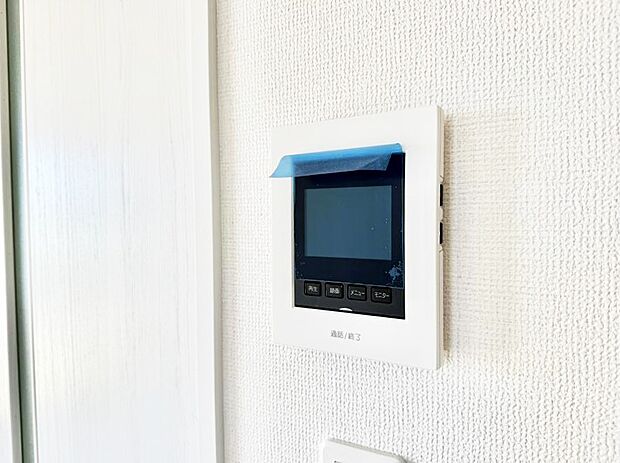 ■画面でしっかり確認でき防犯対策に最適
