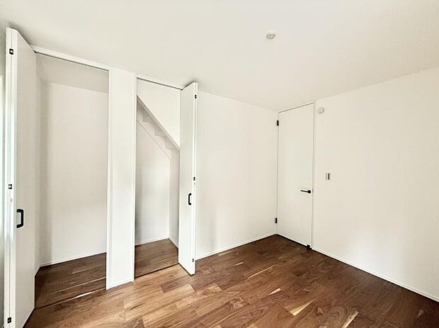 ■落ち着いた色合いのお部屋で穏やかな時間を楽しめます