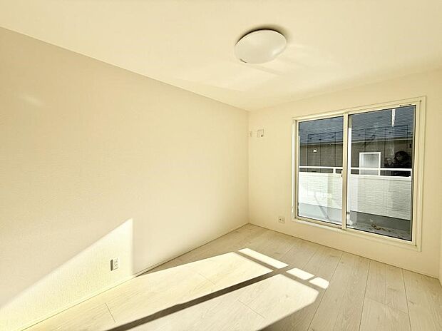 ■落ち着いた色合いのお部屋で穏やかな時間を楽しめます