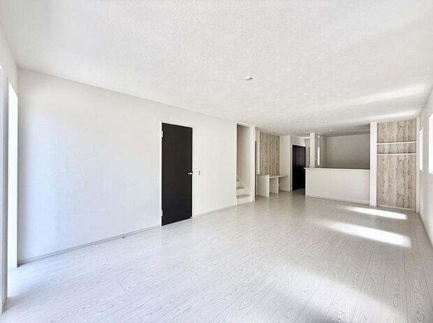 ■心落ち着く場所、ゆったり過ごせるリビング