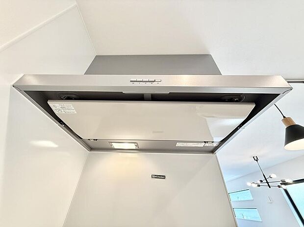 ■調理時の蒸気や匂いが換気扇に誘導され、効率的に排煙ができます。