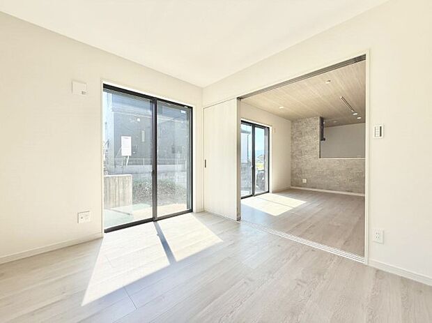 ■落ち着いた色合いのお部屋で穏やかな時間を楽しめます