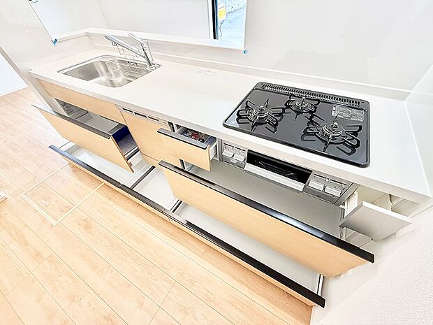 ■料理がもっと楽しくなる、快適なキッチン空間