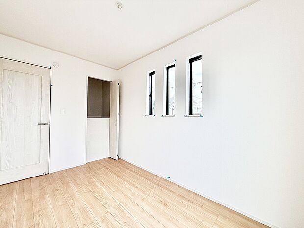 ■落ち着いた雰囲気のお部屋で心が安らぐ空間