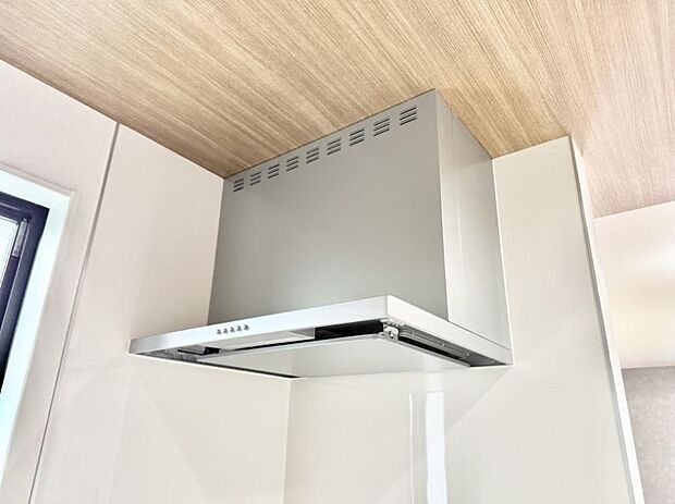 ■調理時の蒸気や匂いが換気扇に誘導され、効率的に排煙ができます。