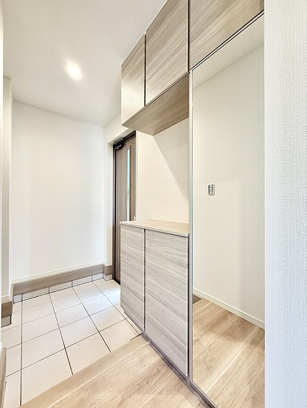 ■玄関はお家の顔！おしゃれな玄関でお客様をお迎え！