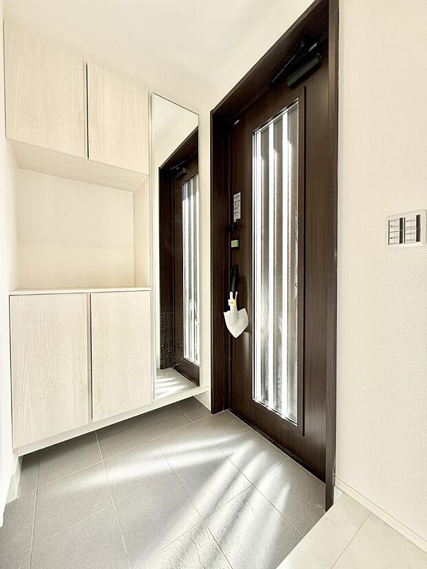 ■ シンプルで美しく、快適な暮らしの入り口