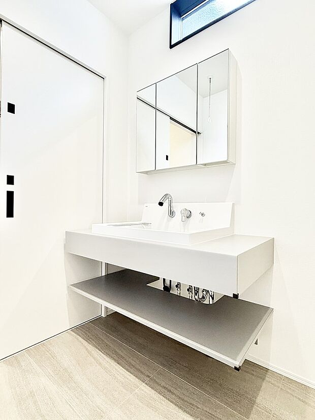 ■朝の準備がスムーズにできる広さです