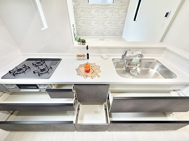 ■料理がもっと楽しくなる、快適なキッチン空間