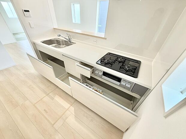 ■料理がもっと楽しくなる、快適なキッチン空間