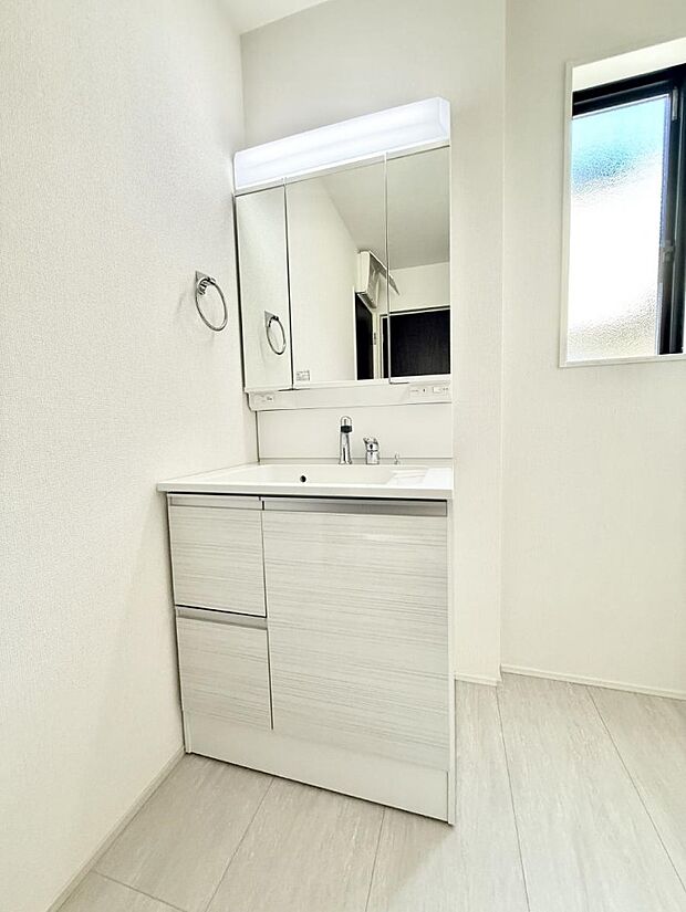 ■朝の準備がスムーズにできる広さです