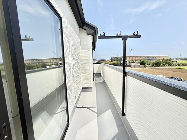 ■ 季節の移ろいを感じられる開放的な空間です