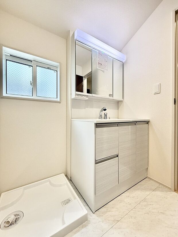 ■朝の準備がスムーズにできる広さです