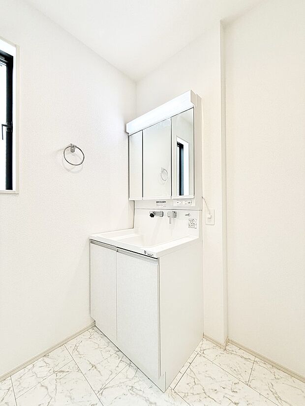 ■朝の準備がスムーズにできる広さです