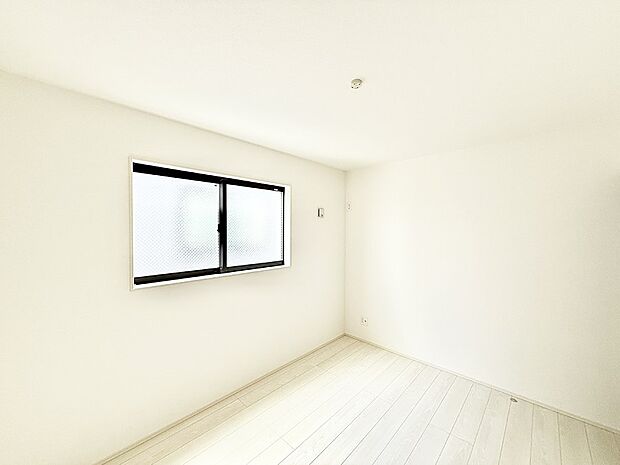 ■落ち着いた雰囲気のお部屋で心が安らぐ空間