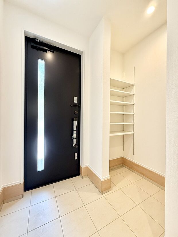 ■ ここから始まる一日、すっきり整った玄関