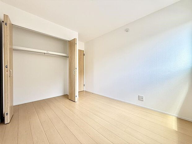 ■落ち着いた色合いのお部屋で穏やかな時間を楽しめます