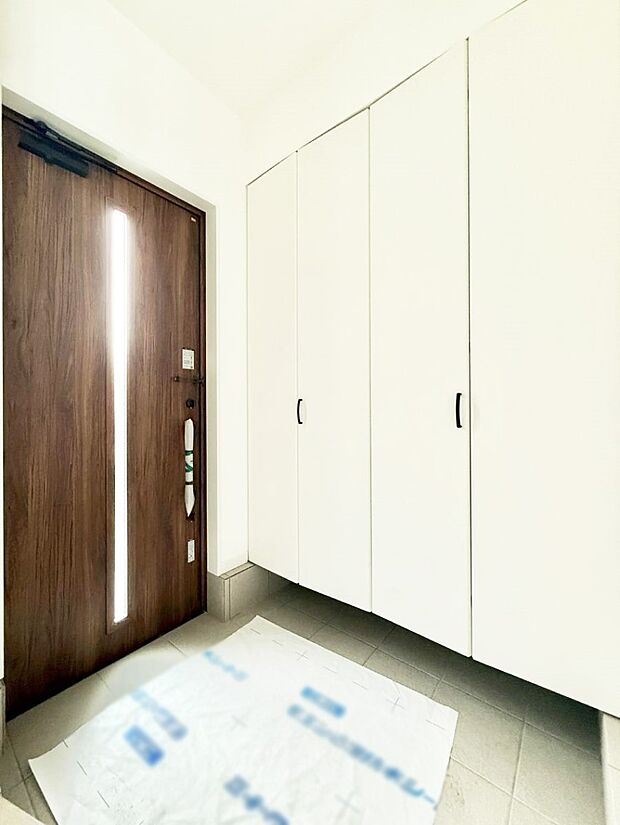 ■ シンプルで美しく、快適な暮らしの入り口