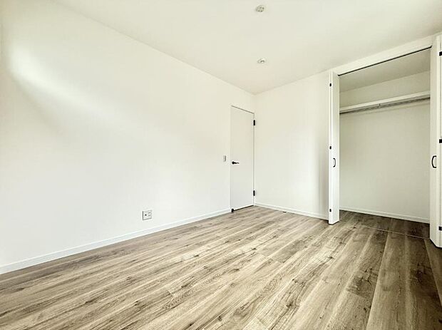 ■落ち着いた色合いのお部屋で穏やかな時間を楽しめます