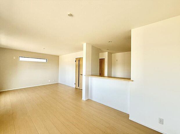 ■心落ち着く場所、ゆったり過ごせるリビング