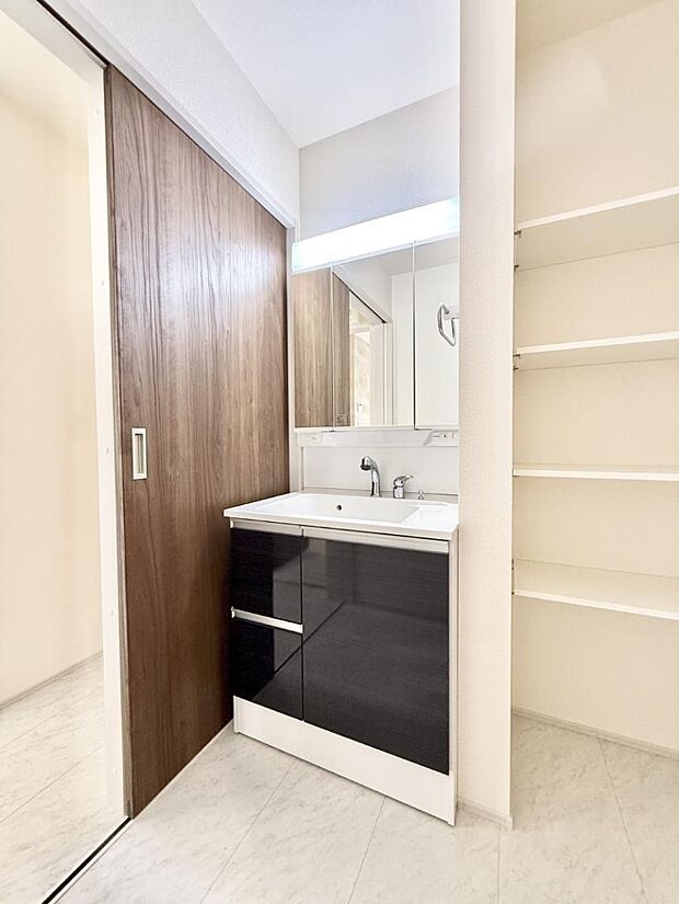 ■朝の準備がスムーズにできる広さです