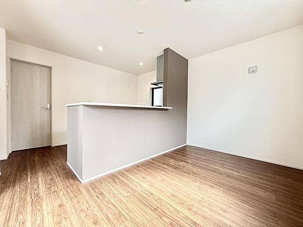 ■くつろぎと笑顔が集まる、心温まるリビング