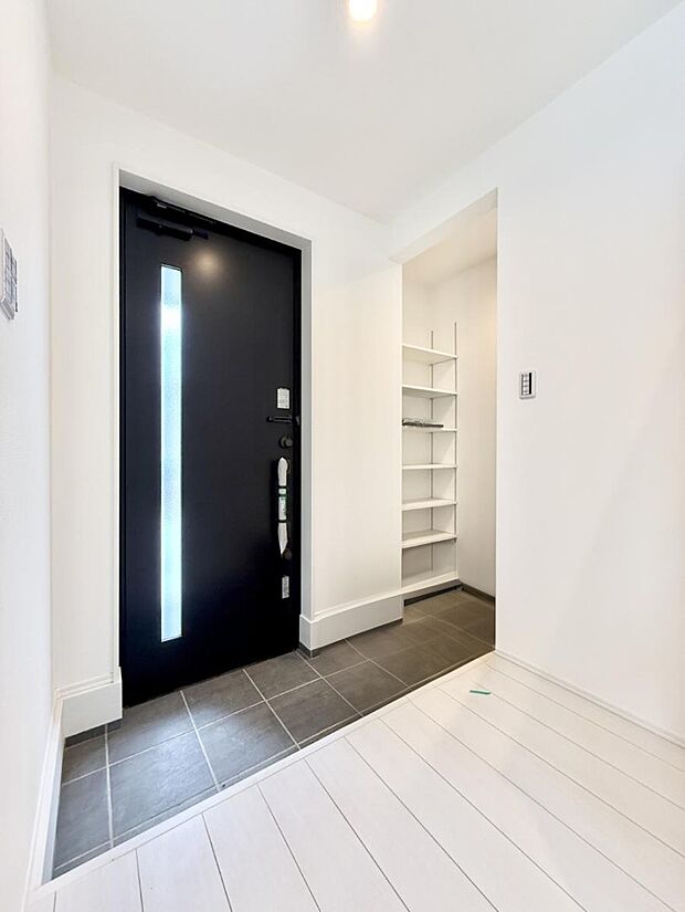 ■ ここから始まる一日、すっきり整った玄関