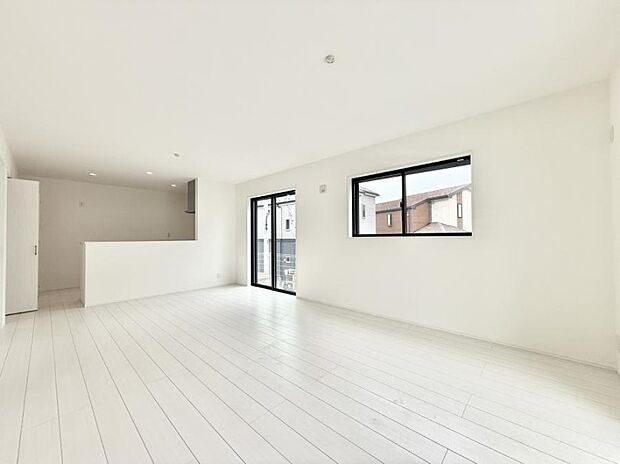 ■心落ち着く場所、ゆったり過ごせるリビング