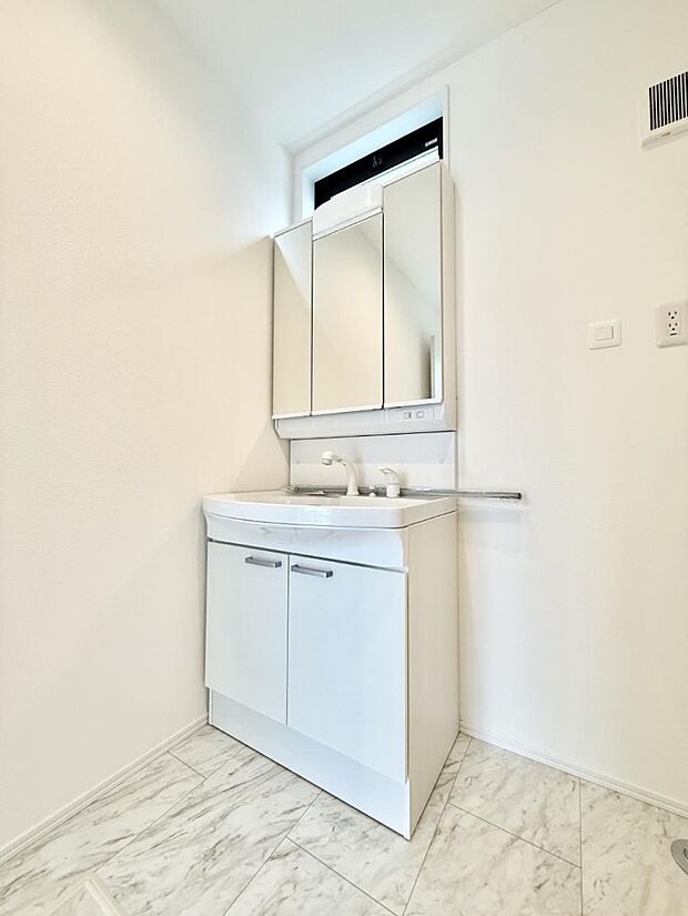 ■朝の準備がスムーズにできる広さです