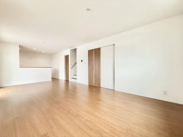 ■心落ち着く場所、ゆったり過ごせるリビング