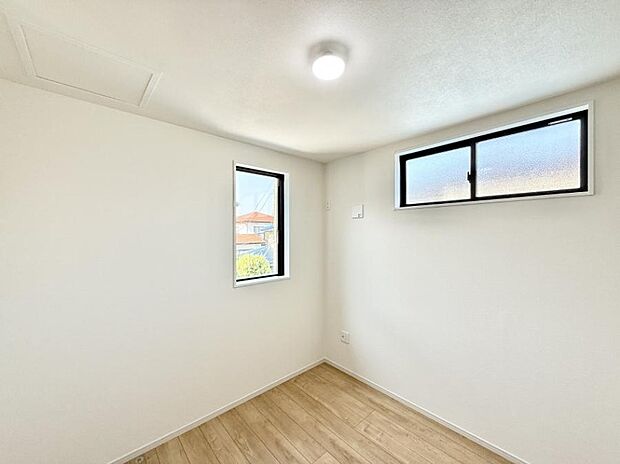 ■落ち着いた色合いのお部屋で穏やかな時間を楽しめます