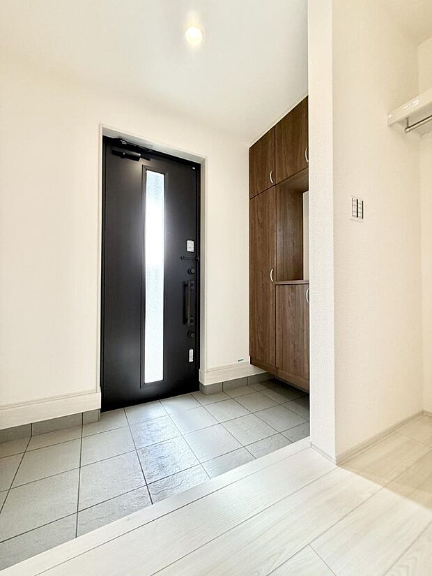 ■ ここから始まる一日、すっきり整った玄関