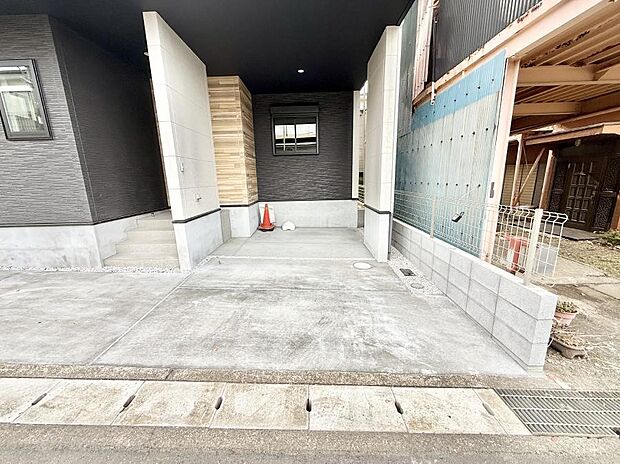 ■自宅にある駐車スペースなので安心ですね