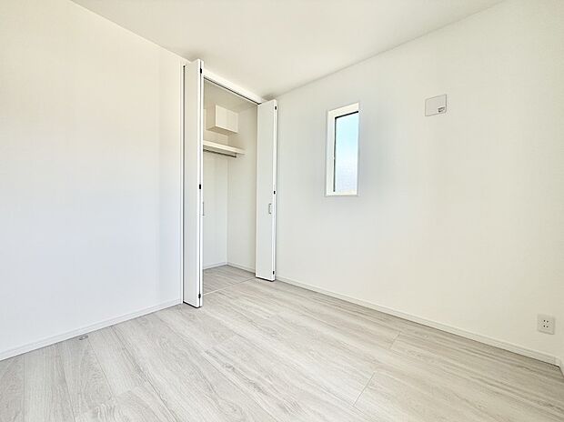 ■落ち着いた雰囲気のお部屋で心が安らぐ空間