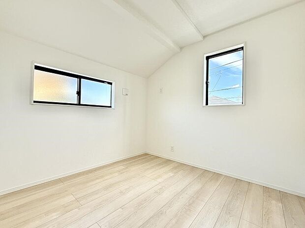 ■落ち着いた色合いのお部屋で穏やかな時間を楽しめます