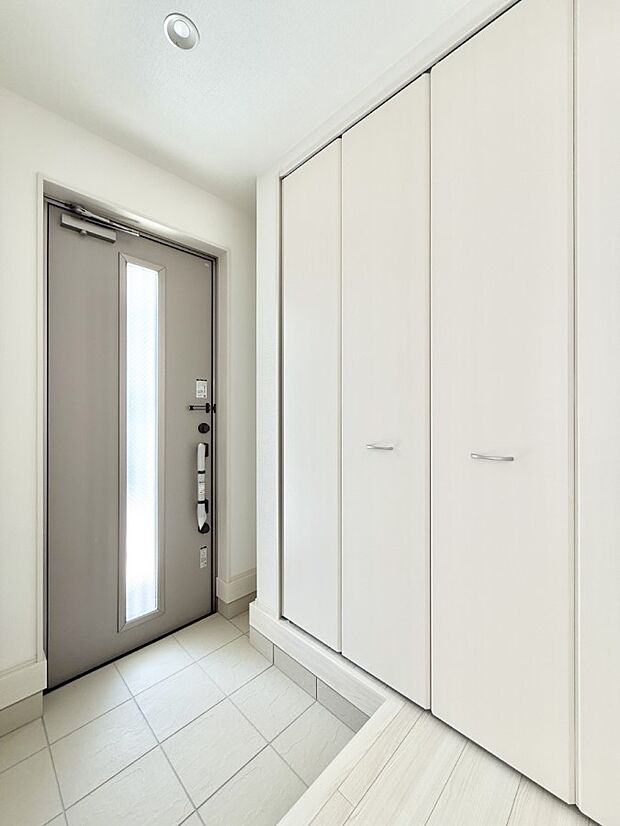 ■ シンプルで美しく、快適な暮らしの入り口