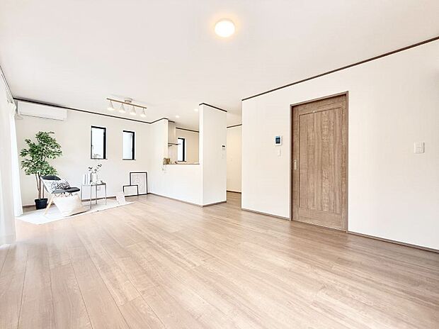 ■心落ち着く場所、ゆったり過ごせるリビング