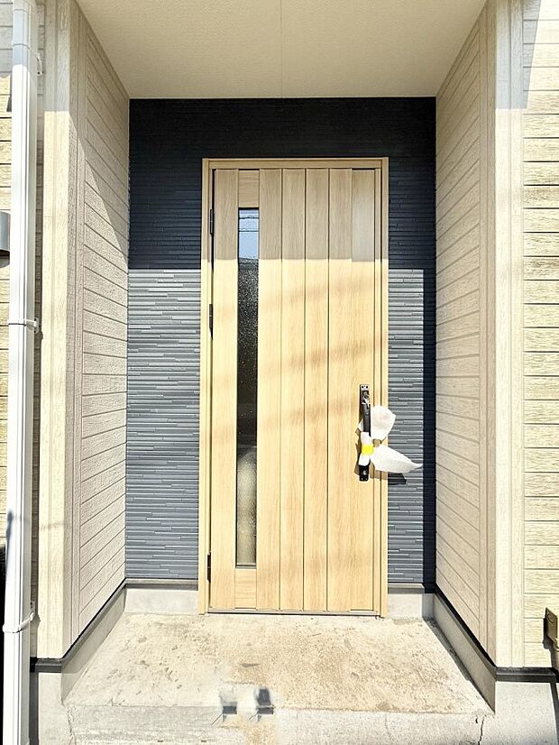 ■ 心地よい暮らしへとつながる、温かい玄関