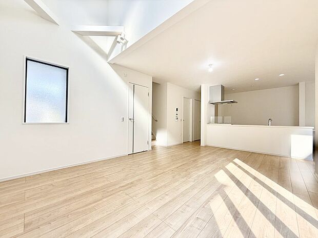 ■くつろぎと笑顔が集まる、心温まるリビング