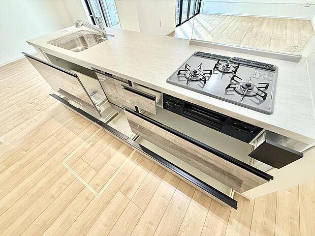 ■料理がもっと楽しくなる、快適なキッチン空間