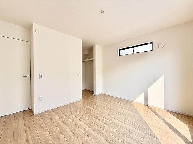 ■窓の配置や通気性の良い設計で部屋の空気がこもらず、常に新鮮な空気が流れます